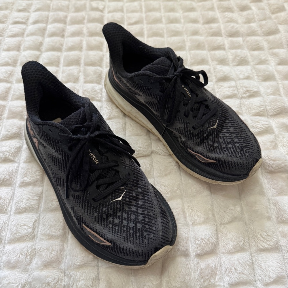 Hoka One One 7 Clifton 9 Black Rose Gold Sneakers Lace Up 7B